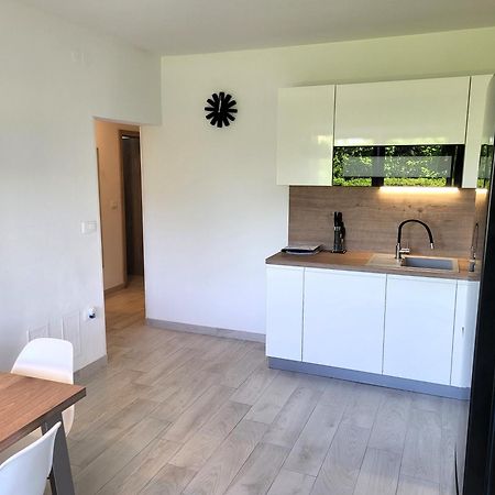 Bright Apartment โคเปร์ ภายนอก รูปภาพ